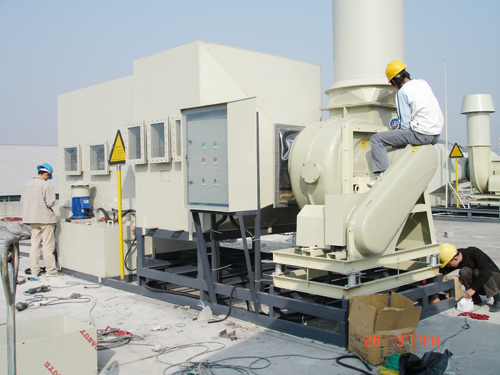 �������s���F��